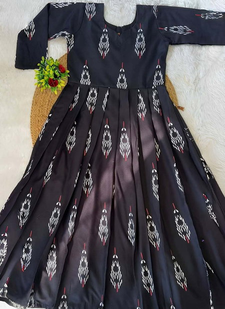 Tew Cotton Mix Western Floral Dress Collection Wholesale Market In Surat